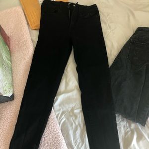 Levi’s mile high skinny jeans!
